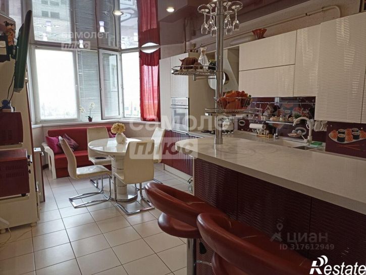 2-комн квартира Владимирская улица, 120,  д. 120