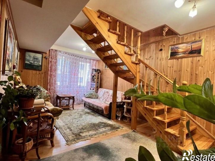 3-комн квартира ул Лазурная, 18,  д. 18