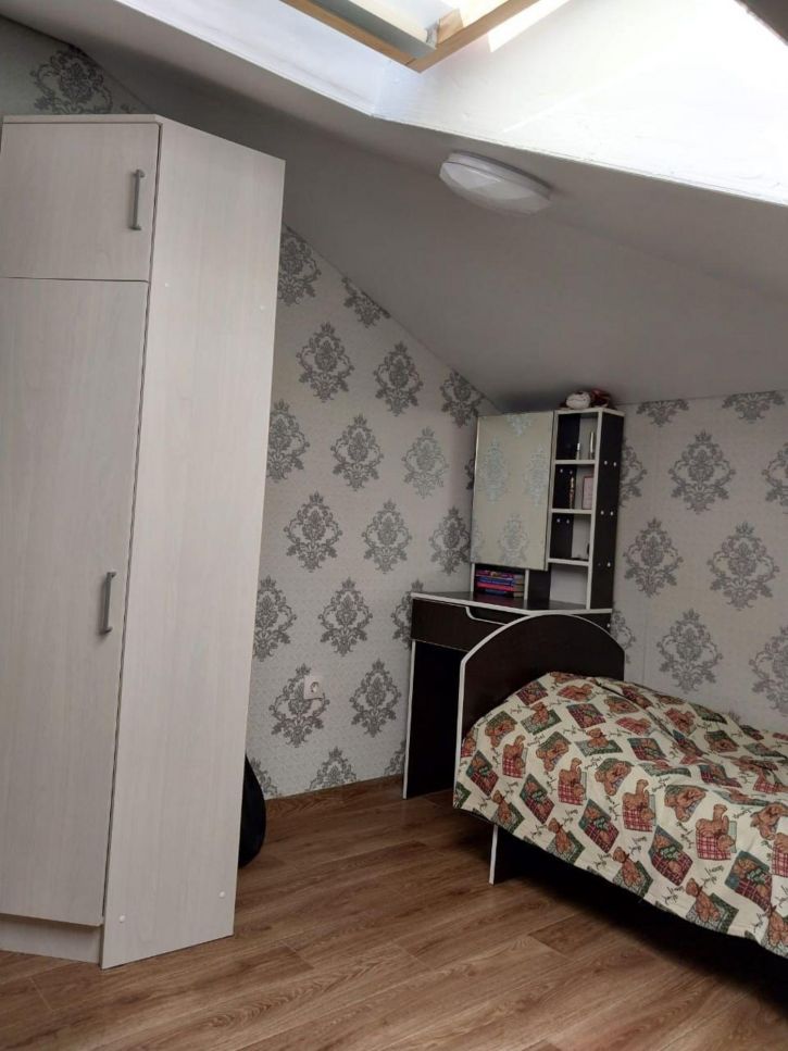 2-комн квартира Ленинградская улица, 76