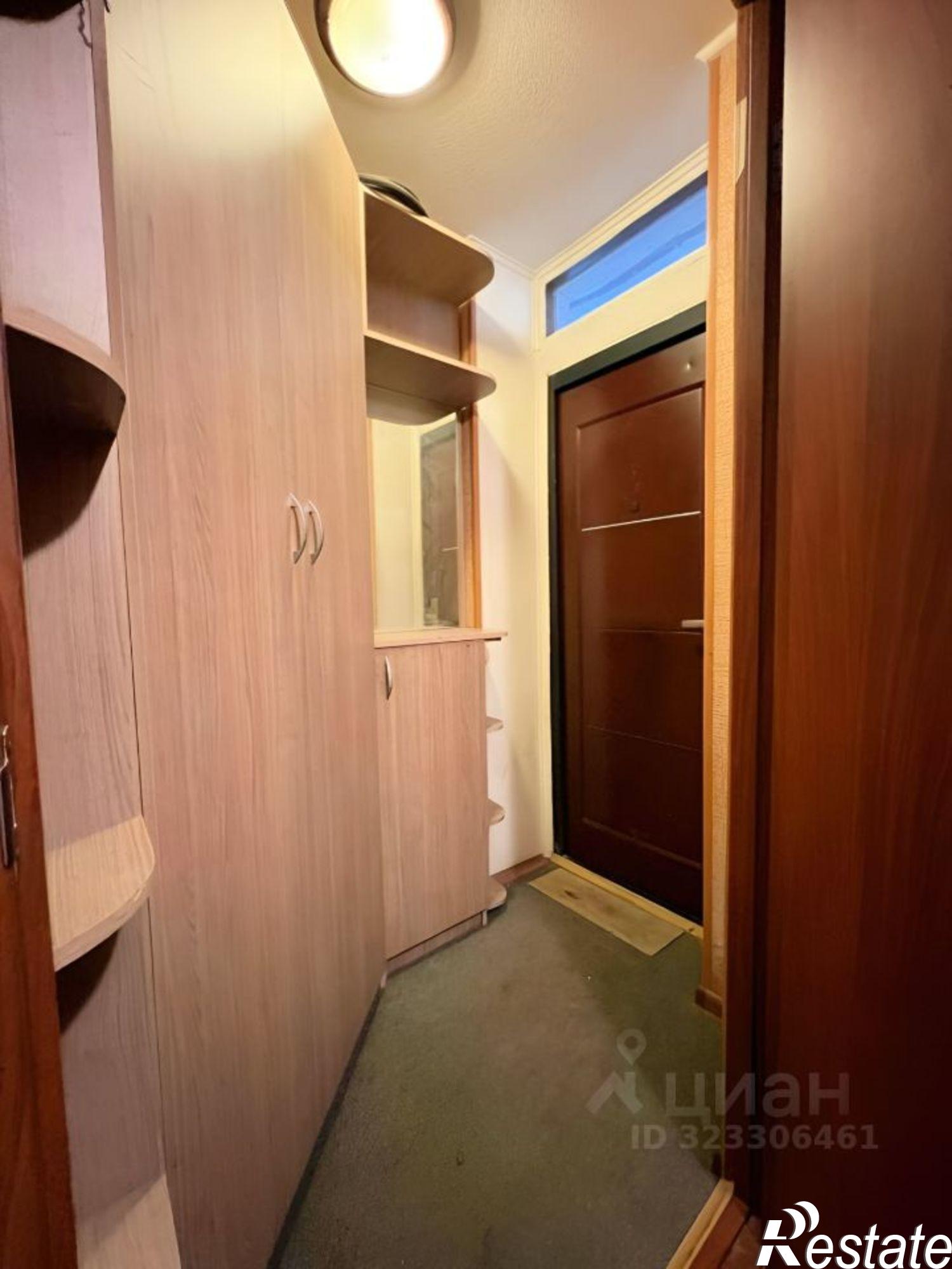 Купить гараж, место в паркинге за 2 900 000 рублей на Владимирская улица, 113