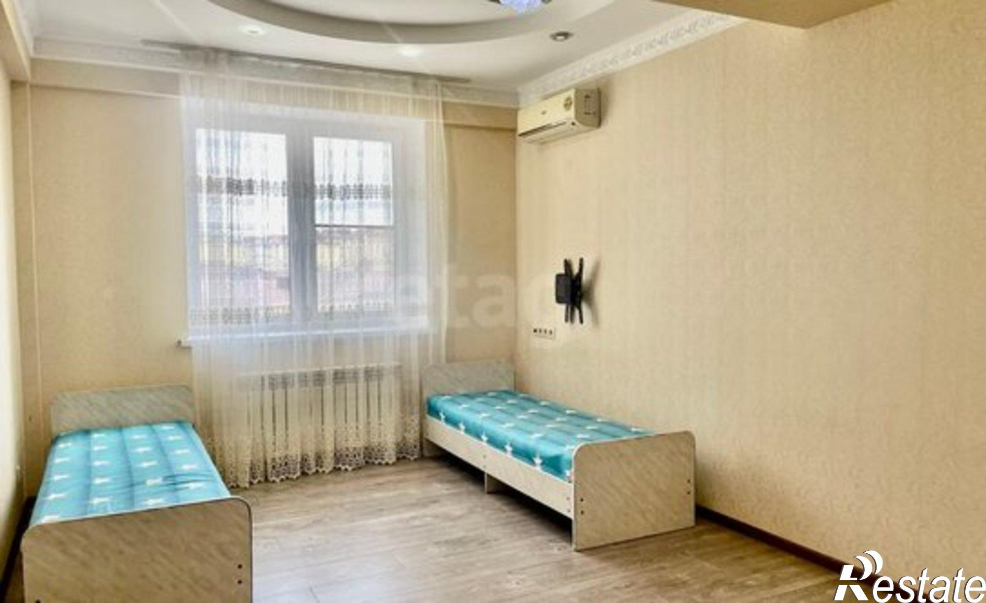 Купить квартиру за 8 430 000 рублей на Стахановская улица, 16