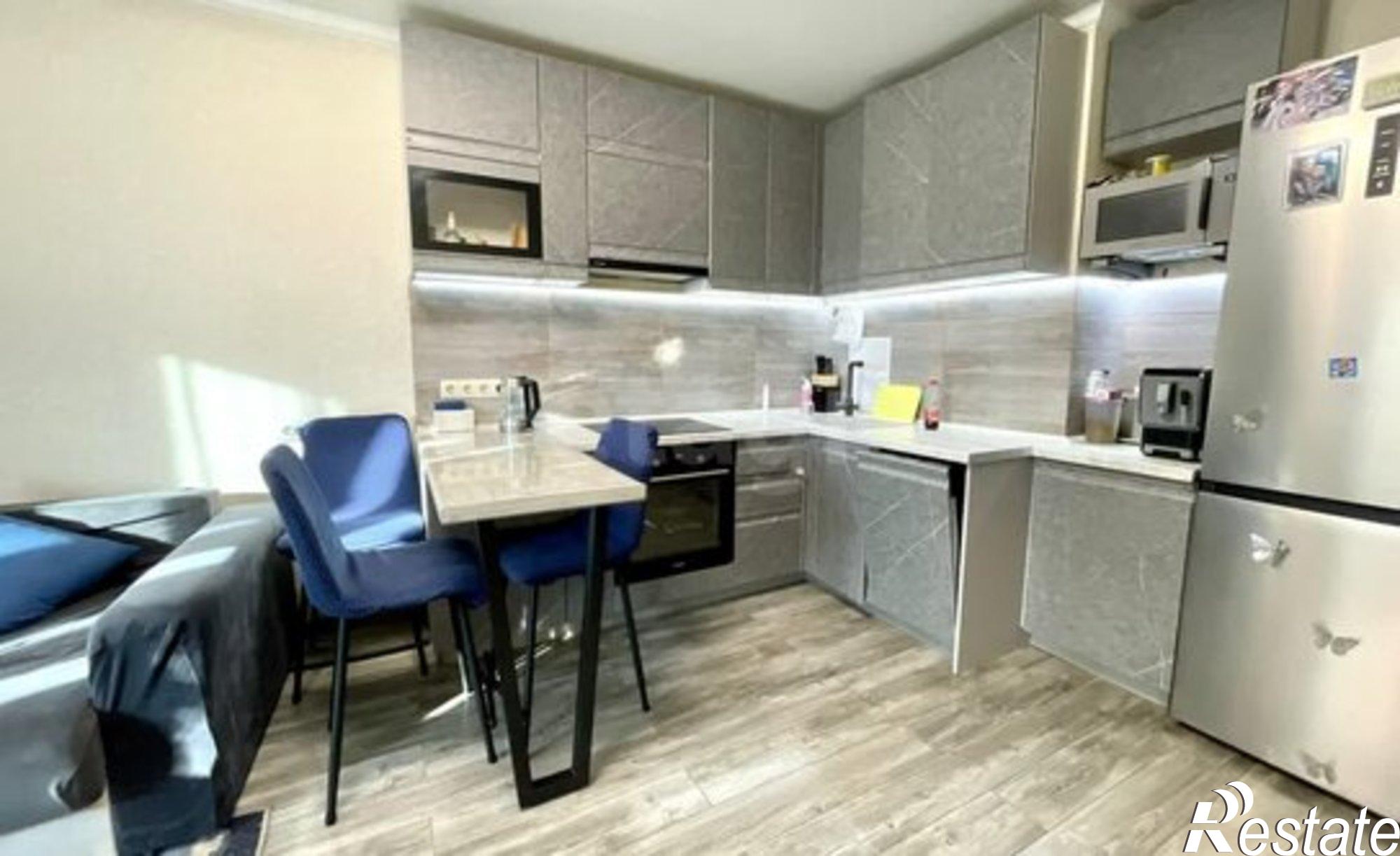 Купить квартиру за 13 000 000 рублей на улица Адмирала Пустошкина, 22 с10