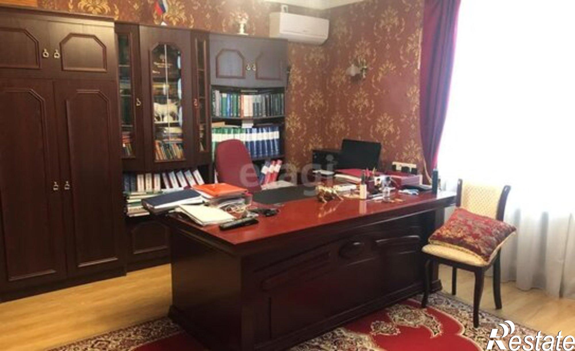 Купить квартиру за 25 000 000 рублей на ул Владимирская, 146 2