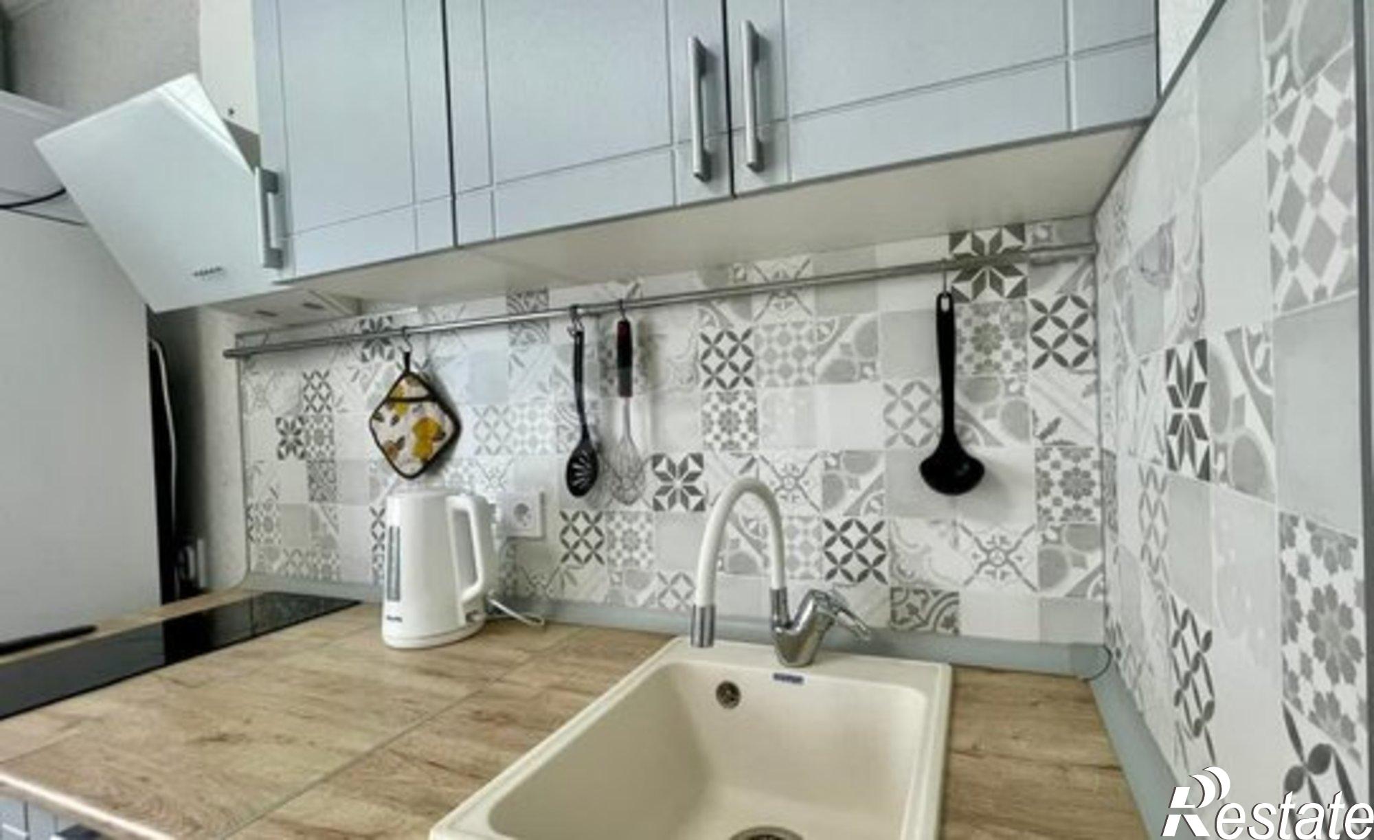 Купить квартиру за 6 600 000 рублей на улица Адмирала Пустошкина, 22 с10