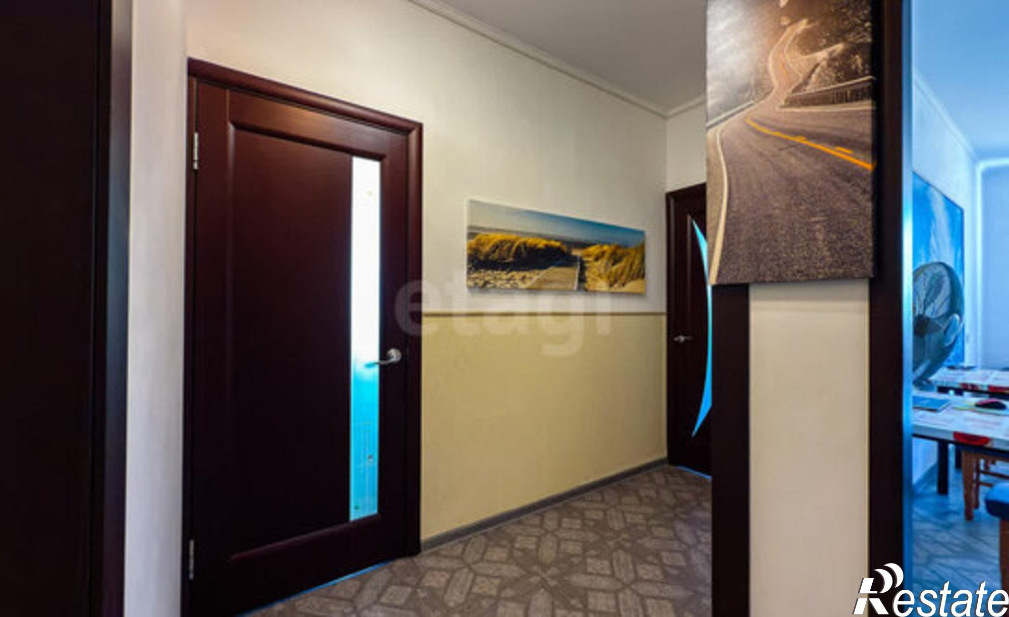 Купить квартиру за 8 500 000 рублей на Пионерский пр-кт, 255/2 5