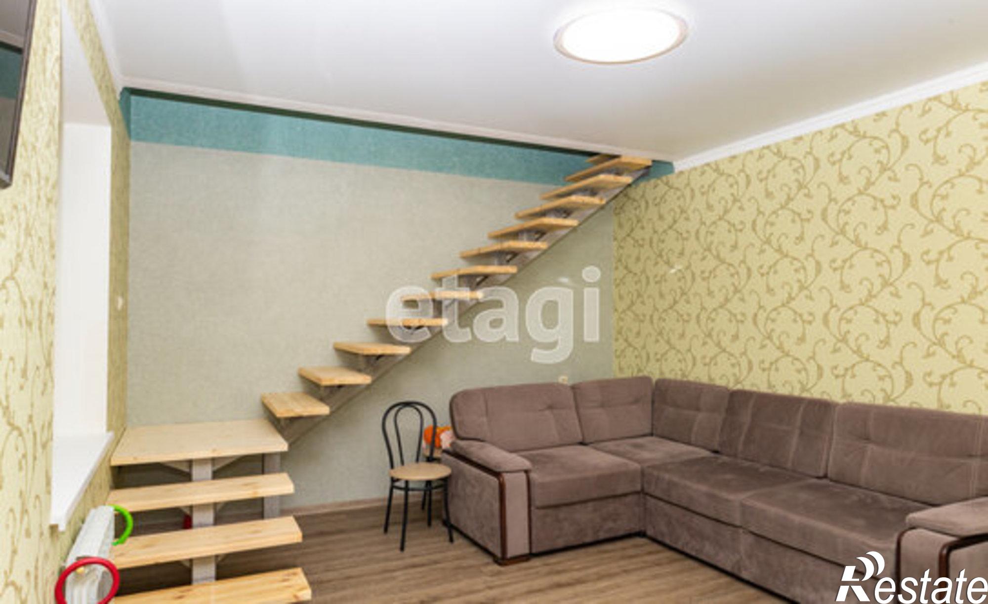 Купить квартиру за 10 000 000 рублей на Лазурная улица, 14