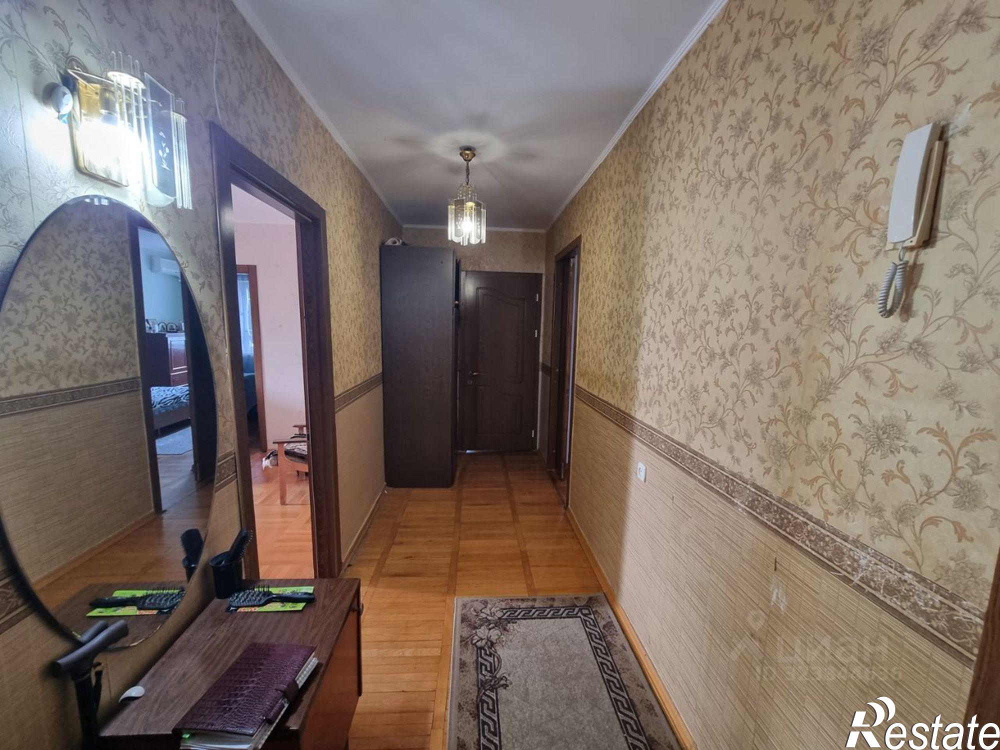 Купить квартиру за 10 500 000 рублей на Крымская улица, 190