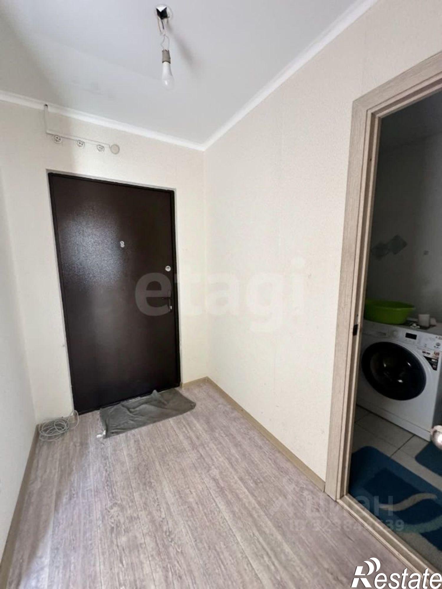 Купить квартиру за 5 800 000 рублей на ул Адмирала Пустошкина, 22 1