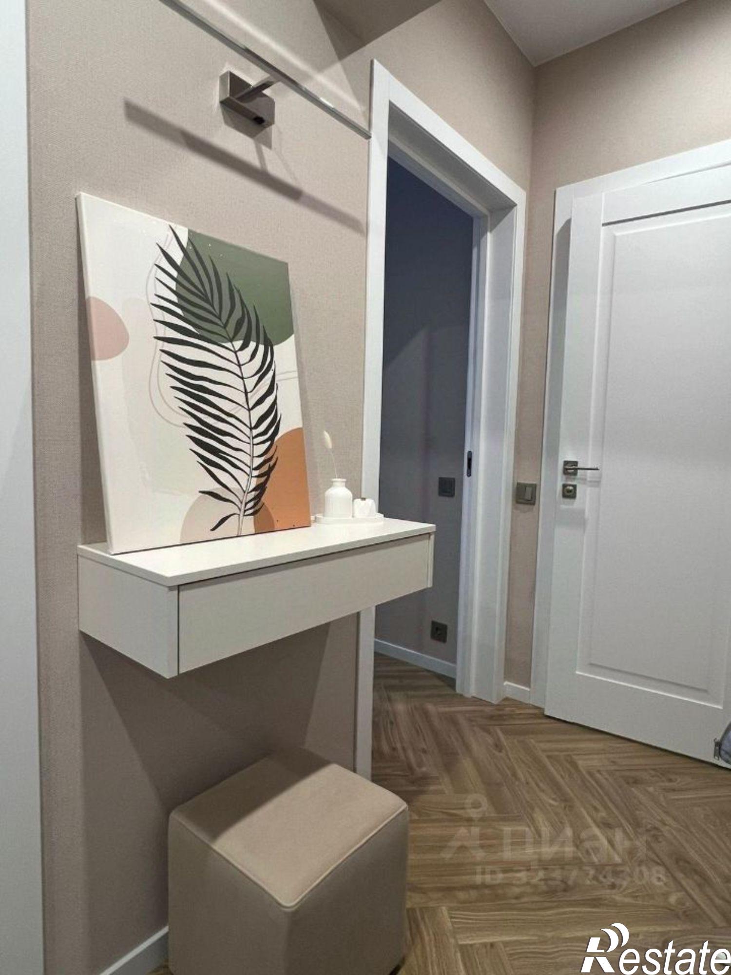 Купить квартиру за 10 200 000 рублей на ул Адмирала Пустошкина, 22 2