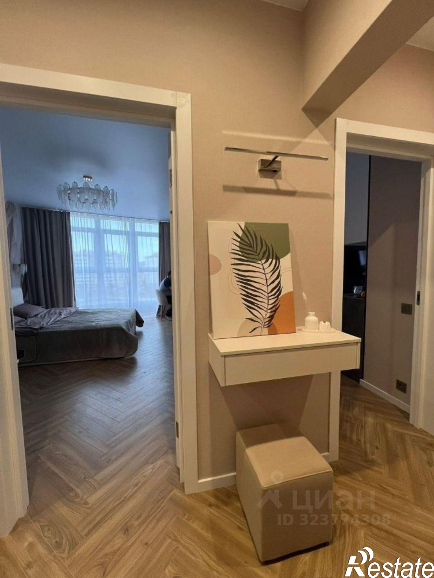 Купить квартиру за 10 200 000 рублей на ул Адмирала Пустошкина, 22 2