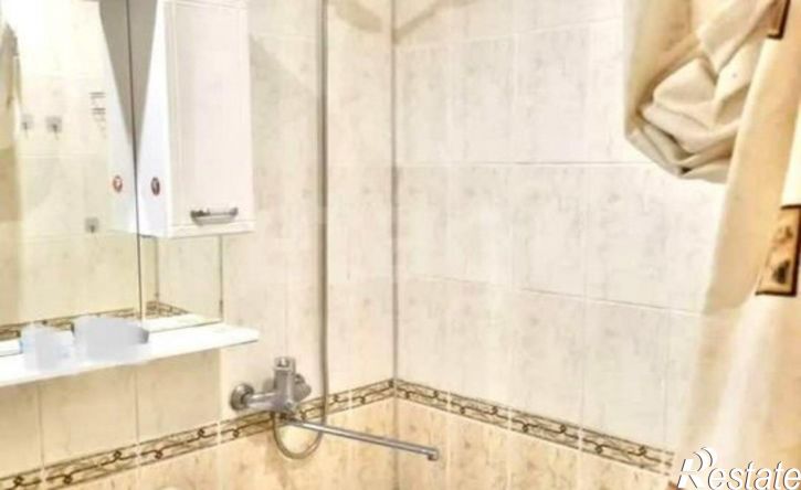 2-комн квартира 12-й микрорайон, 19