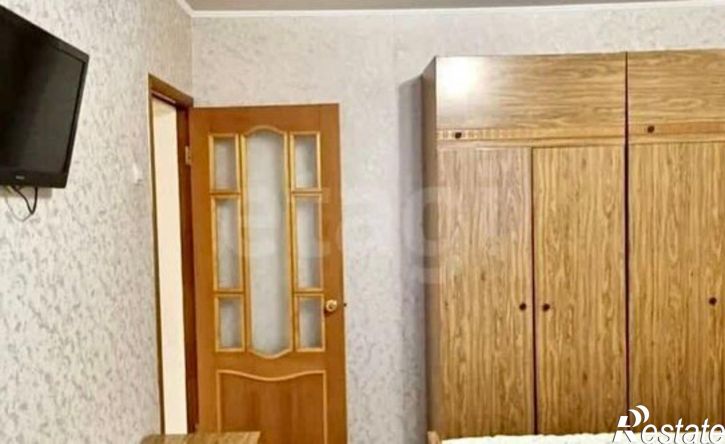 2-комн квартира 12-й микрорайон, 19