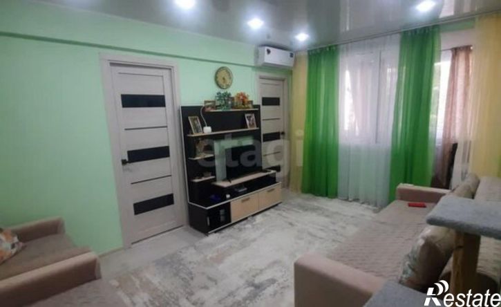 3-комн квартира 12-й микрорайон, 19