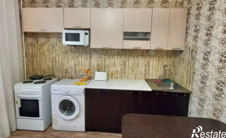 1-комн квартира ул Адмирала Пустошкина, 22 4,  д. 22 4,  к. 4