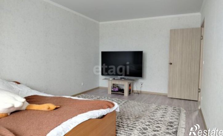 3-комн квартира улица Адмирала Пустошкина, 22к11