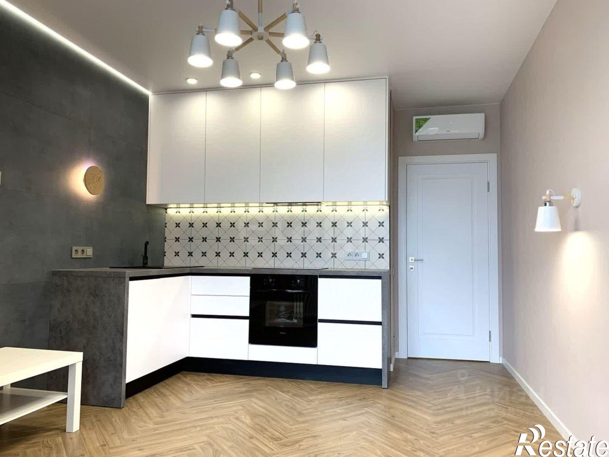 Купить квартиру за 9 800 000 рублей на улица Адмирала Пустошкина, 22 с2