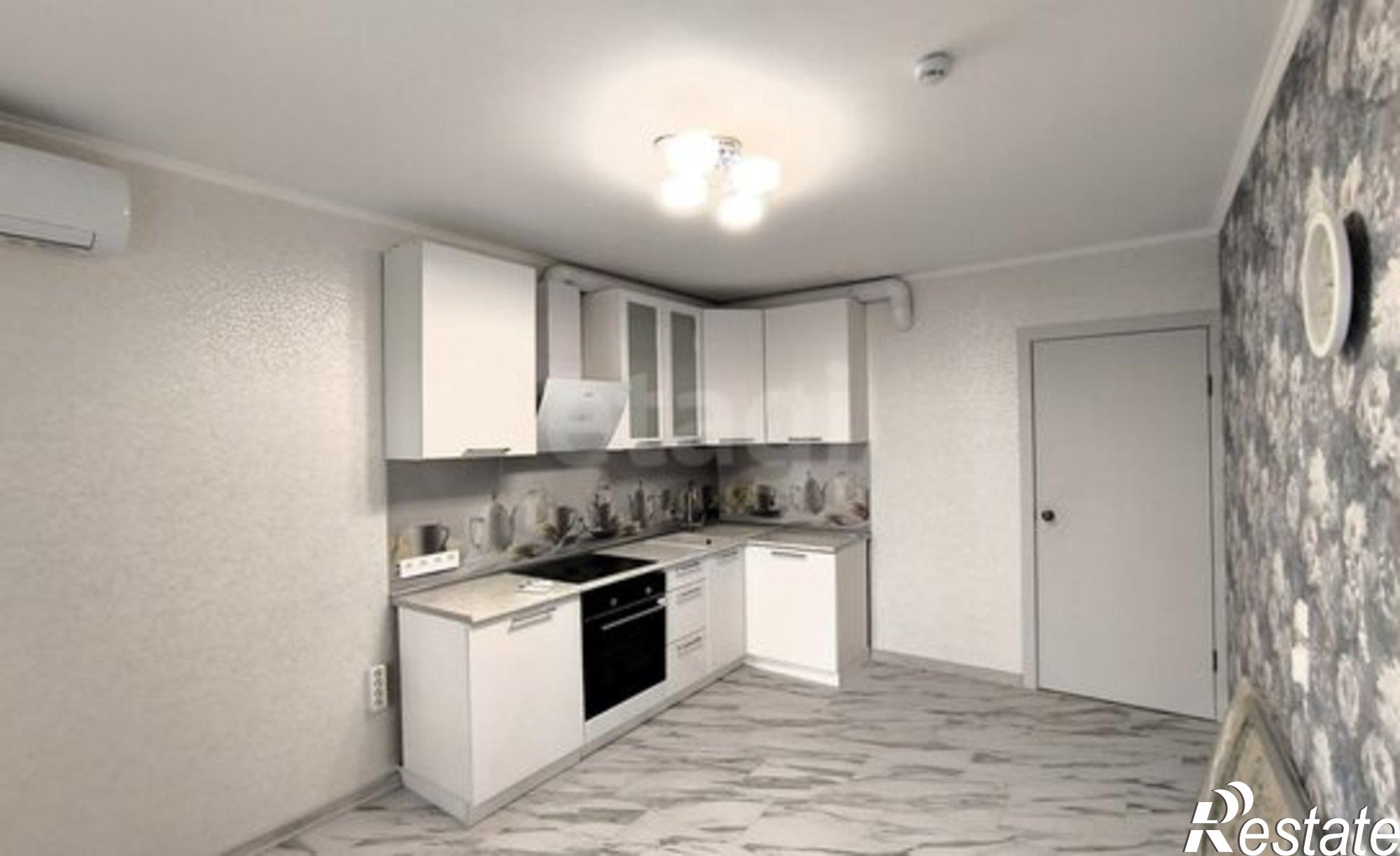 Купить квартиру за 9 800 000 рублей на ул Адмирала Пустошкина, 22 4