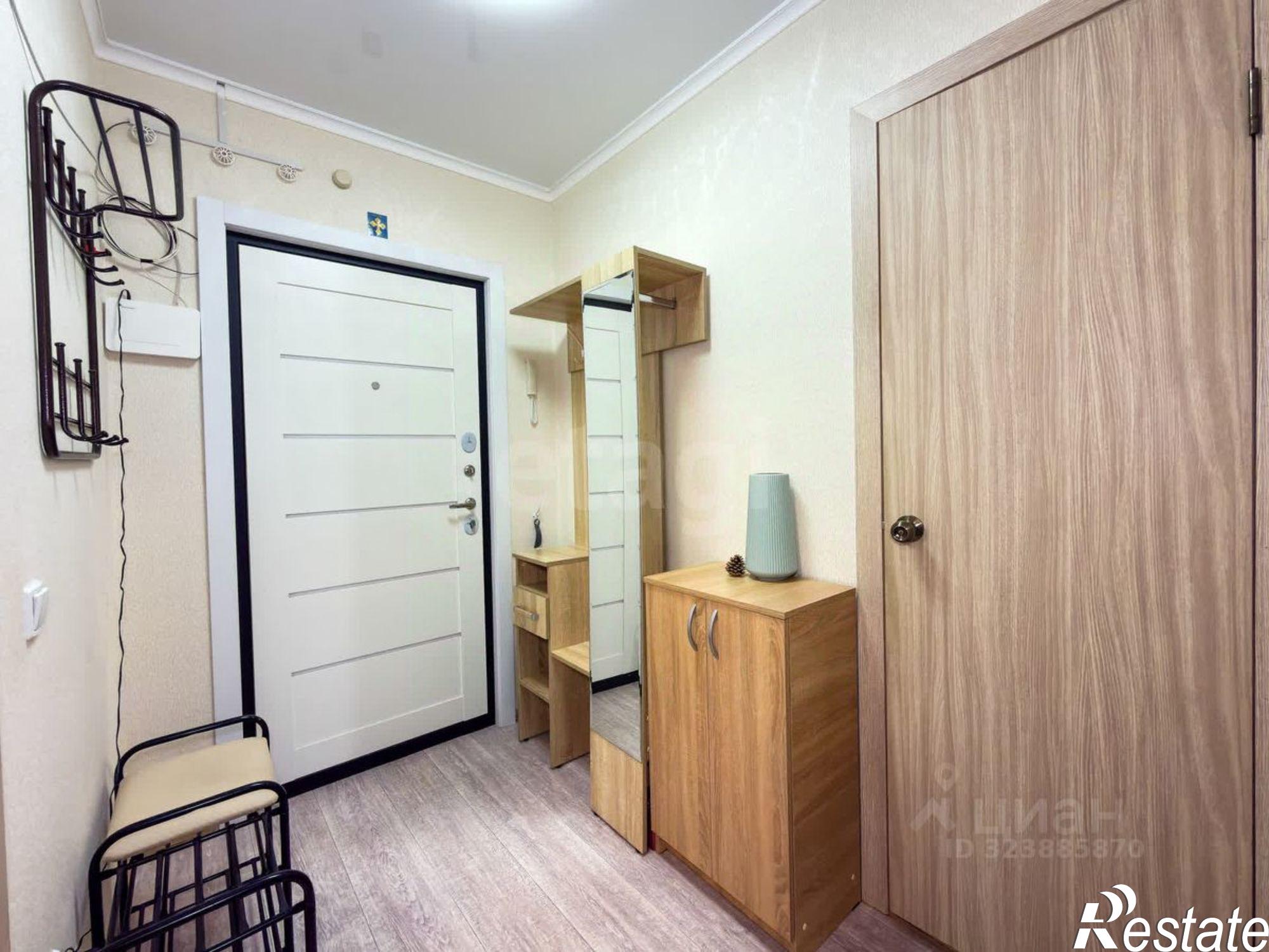 Сдать квартиру за 25 000 рублей на улица Адмирала Пустошкина, 22 с1