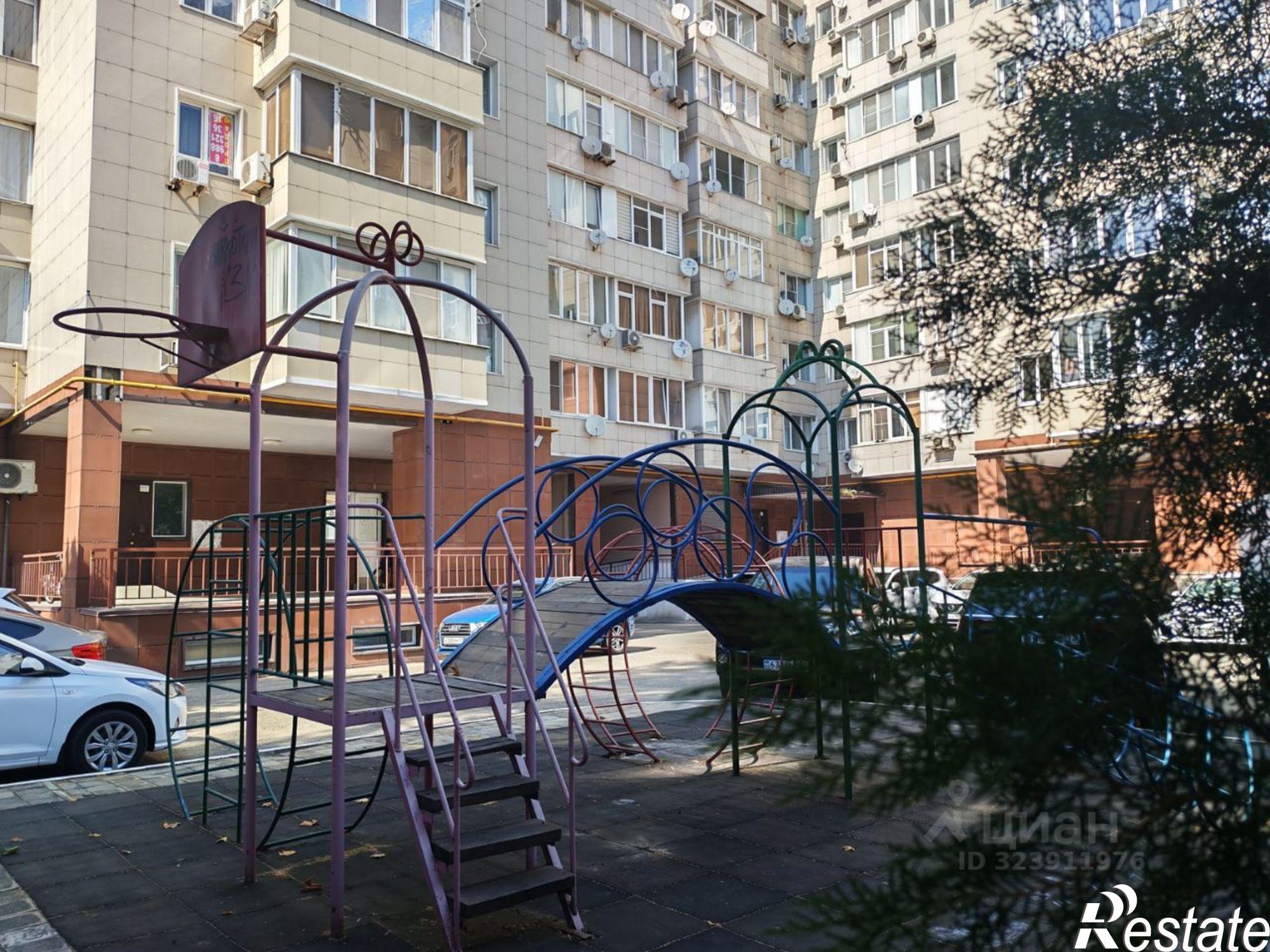 Сдать квартиру за 23 000 рублей на Новороссийская улица, 232