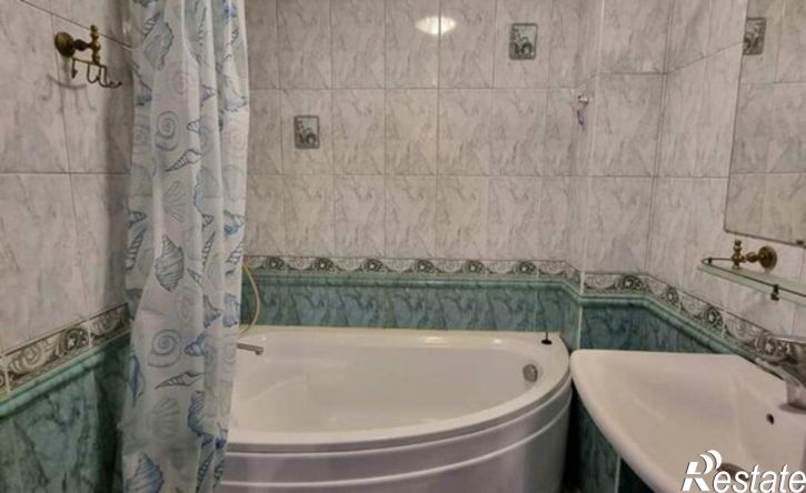 3-комн квартира Астраханская улица, 77,  д. 77