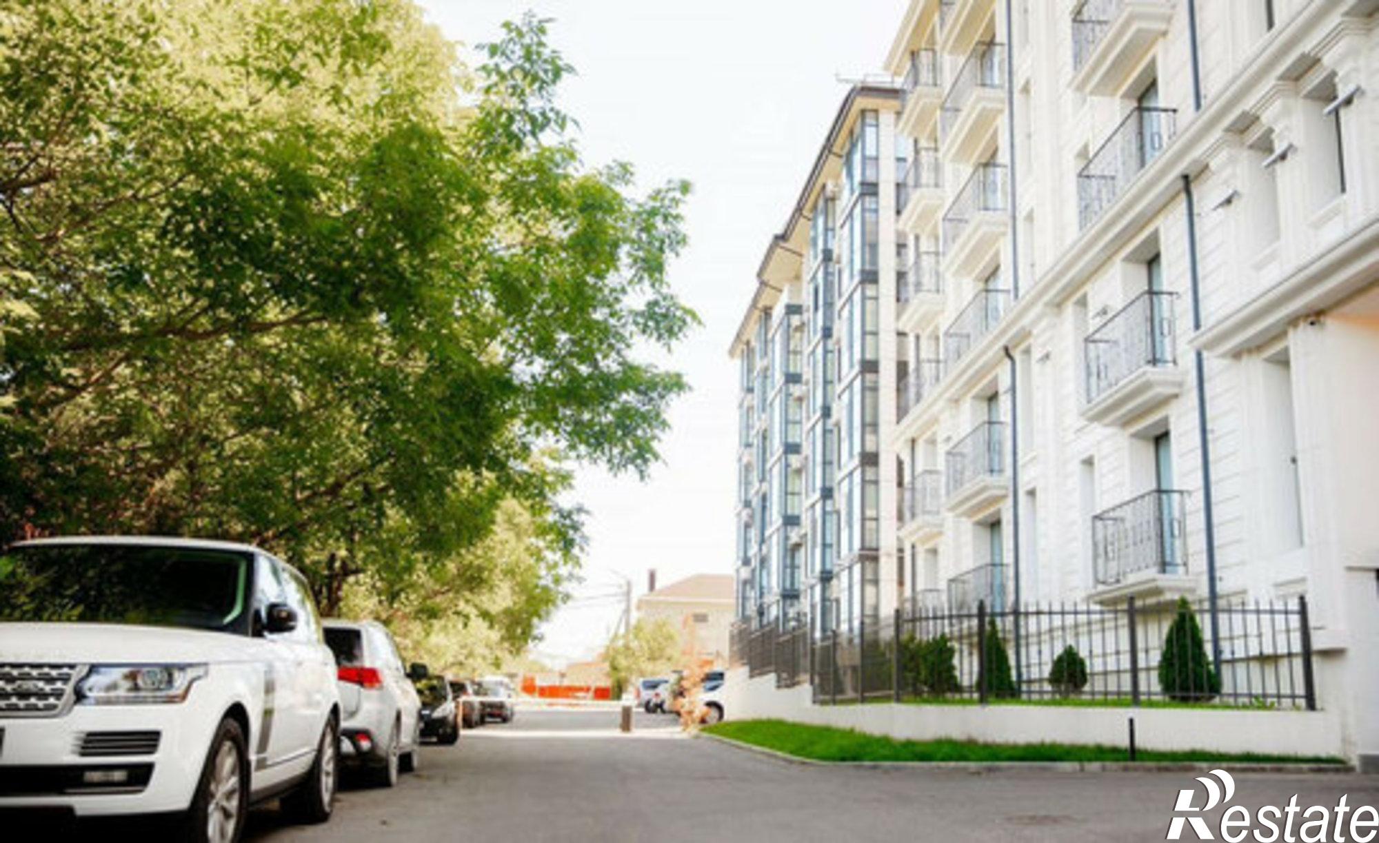 Купить квартиру за 57 990 000 рублей на улица Толстого, 27