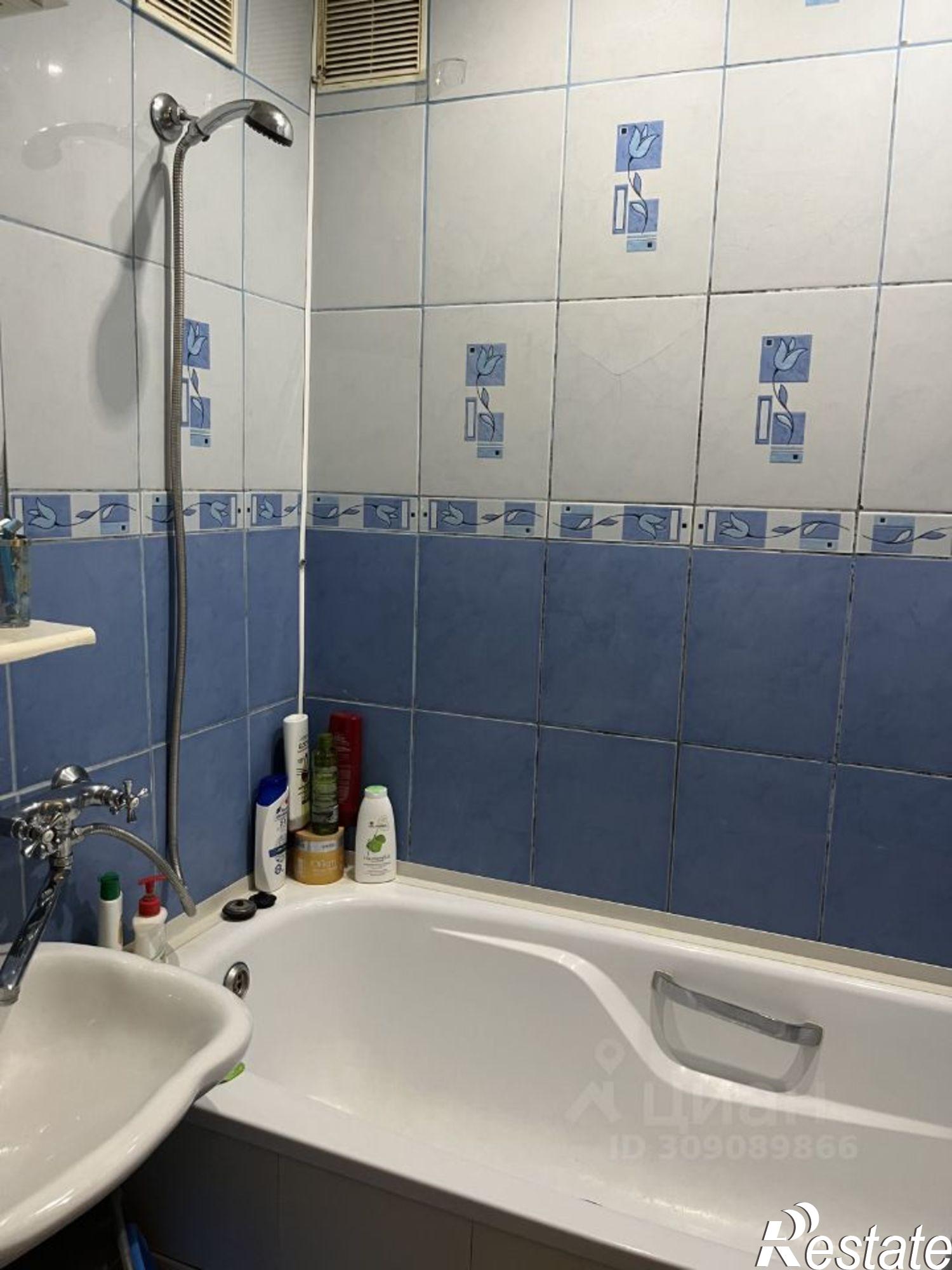 Купить квартиру за 11 000 000 рублей на ул Новороссийская, 261