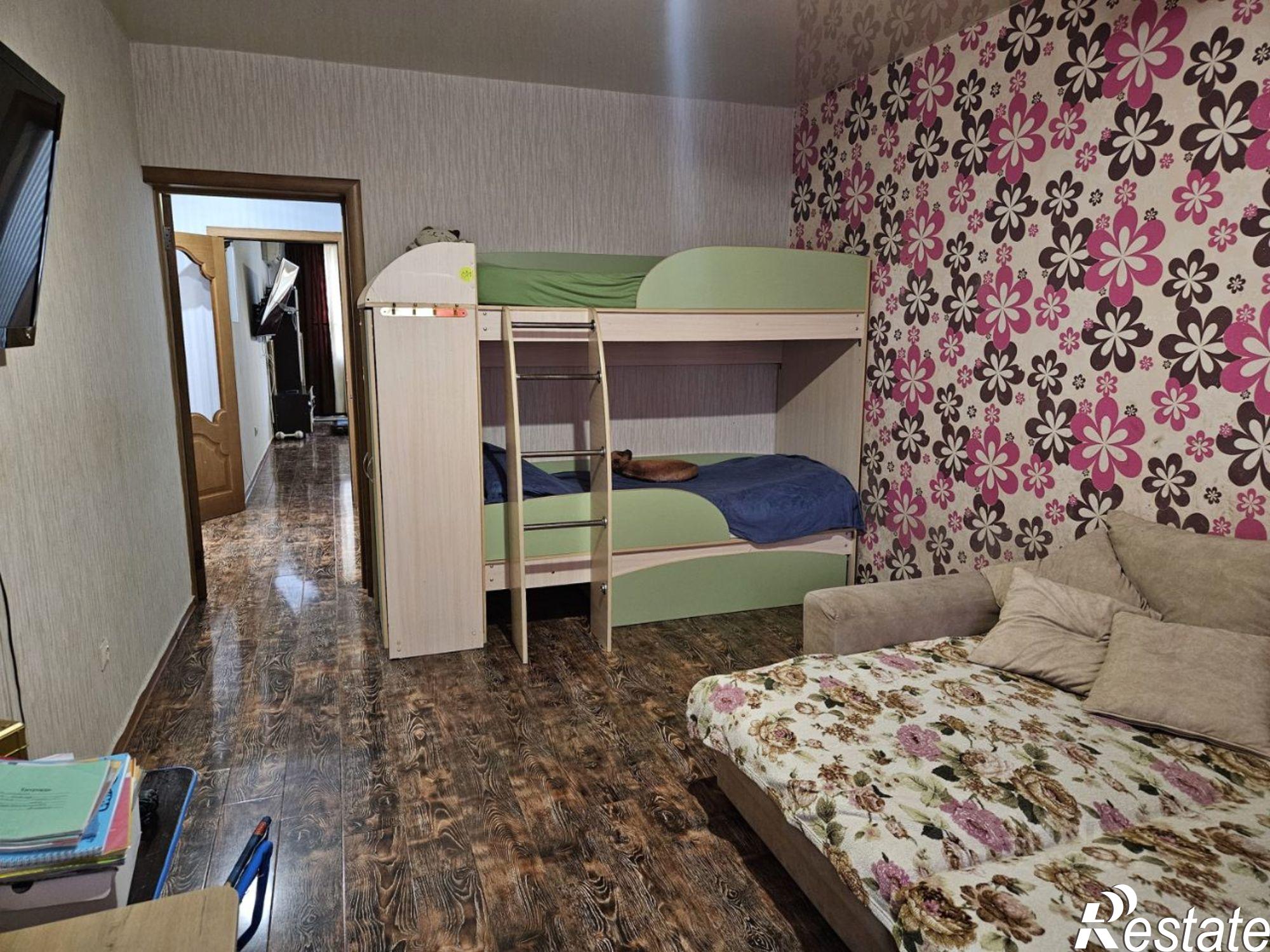 Купить квартиру за 9 450 000 рублей на Пионерский пр-кт, 255/5