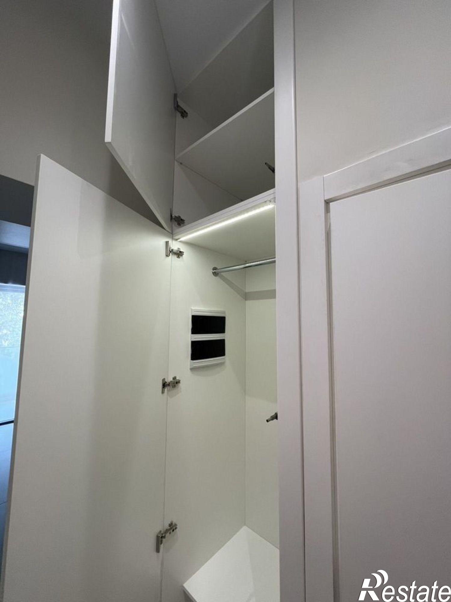 Купить квартиру за 8 400 000 рублей на Пионерский проспект, 20