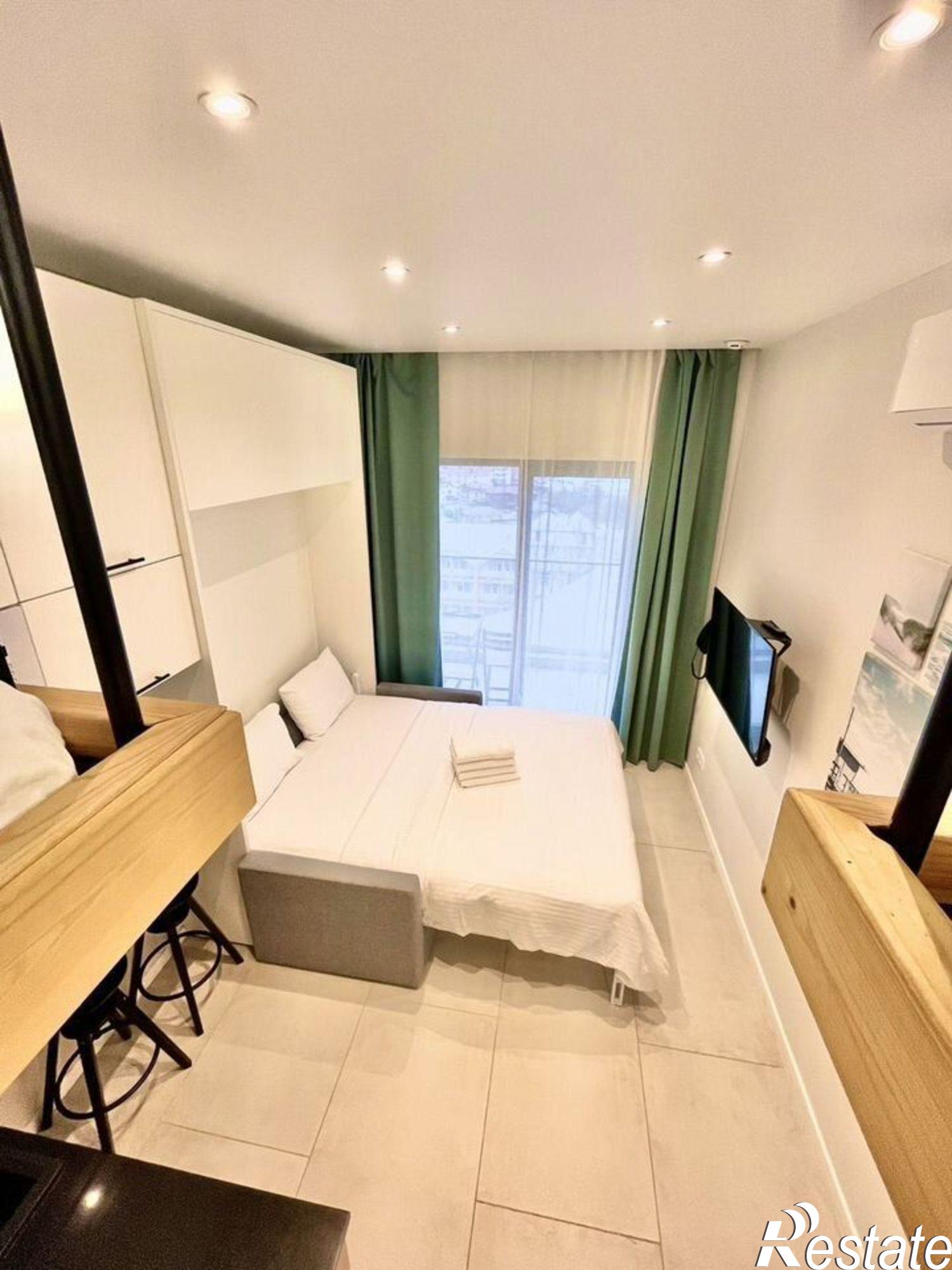 Купить квартиру за 11 000 000 рублей на Пионерский проспект, 20