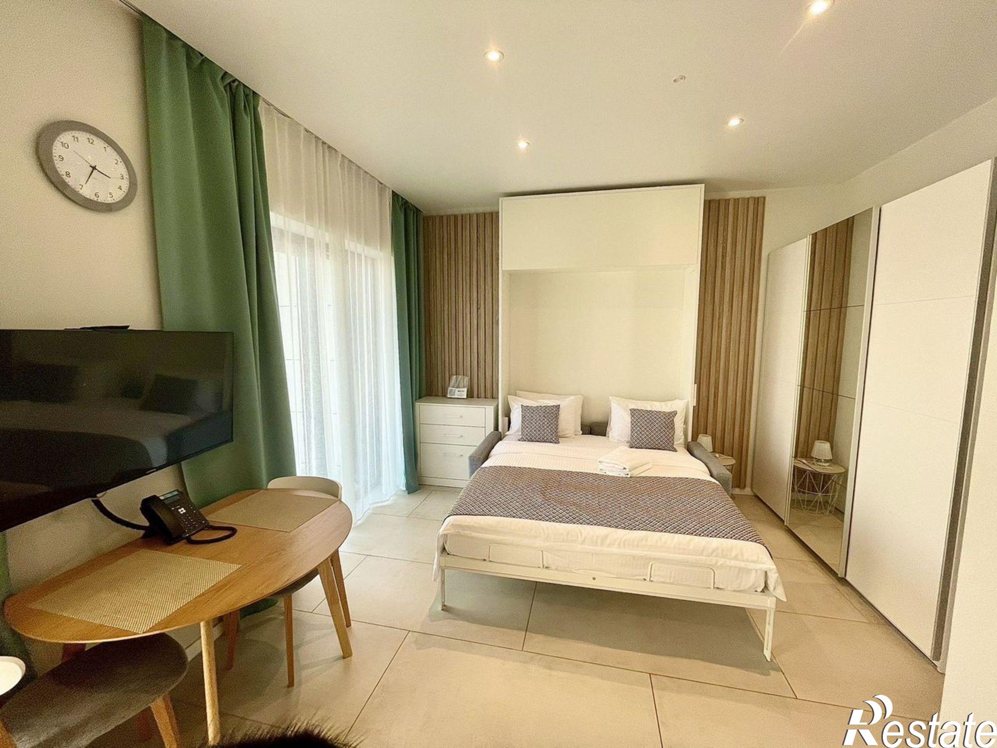 Купить квартиру за 19 000 000 рублей на Пионерский проспект, 20