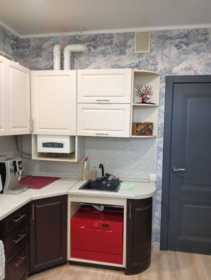 1-комн квартира Ленина ул, 180Ак3