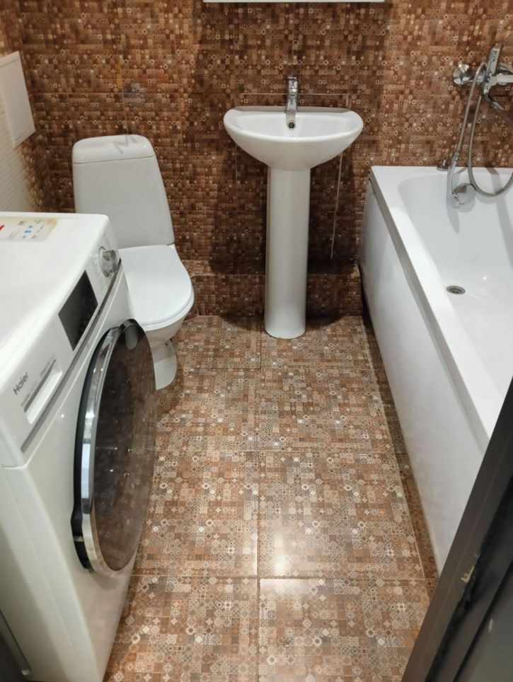 1-комн квартира Ленина ул, 180Ак3