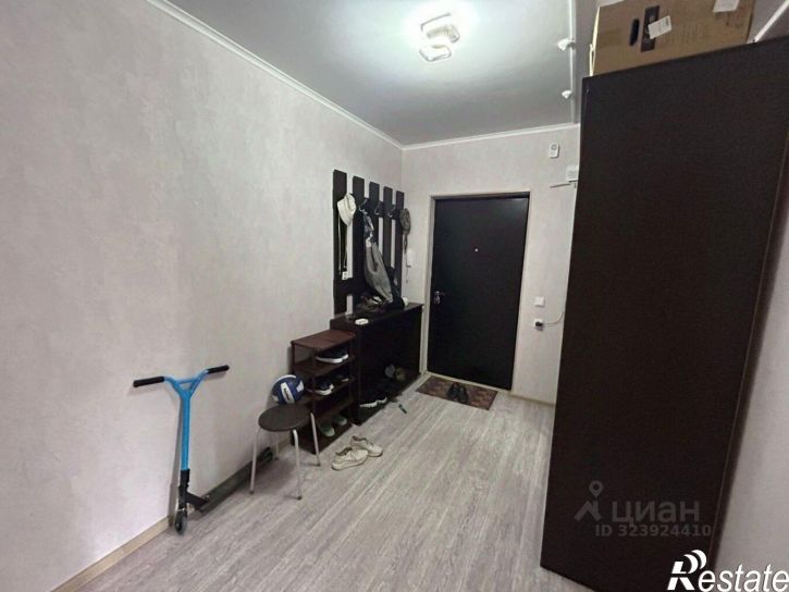 2-комн квартира улица Адмирала Пустошкина, 16,  д. 16