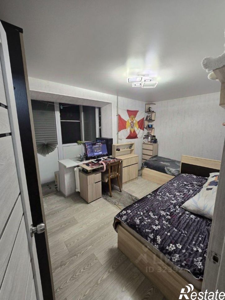 3-комн квартира ул Чехова, 1,  д. 1