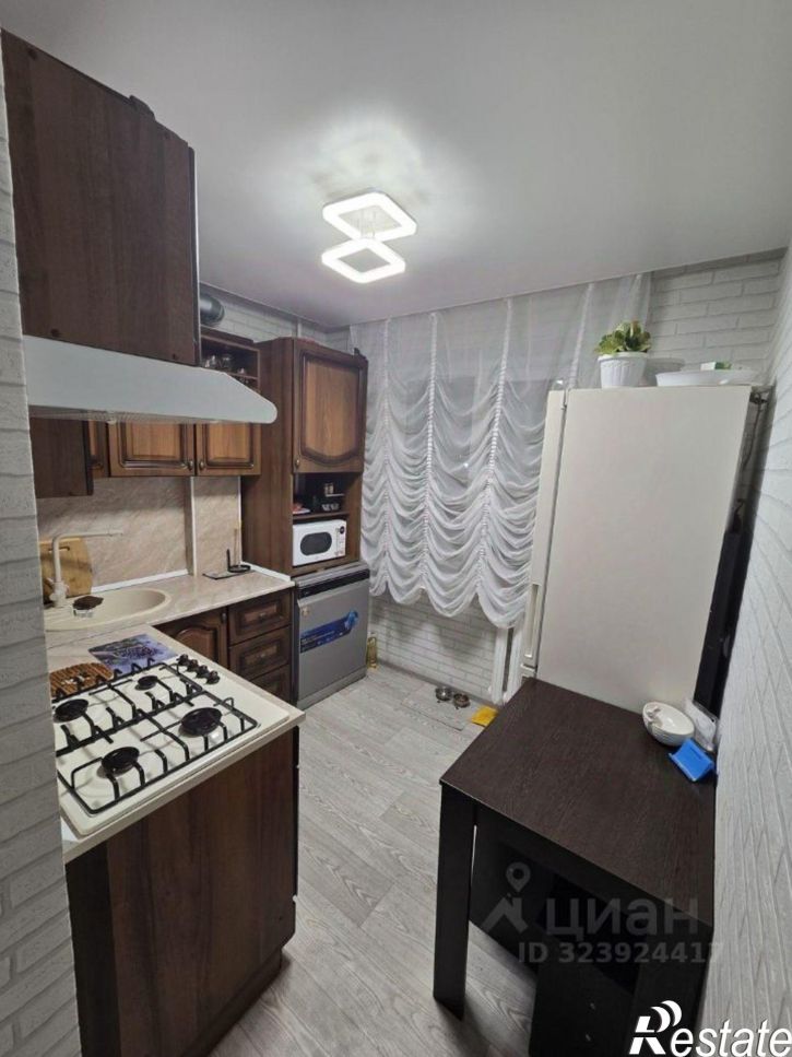 3-комн квартира ул Чехова, 1,  д. 1