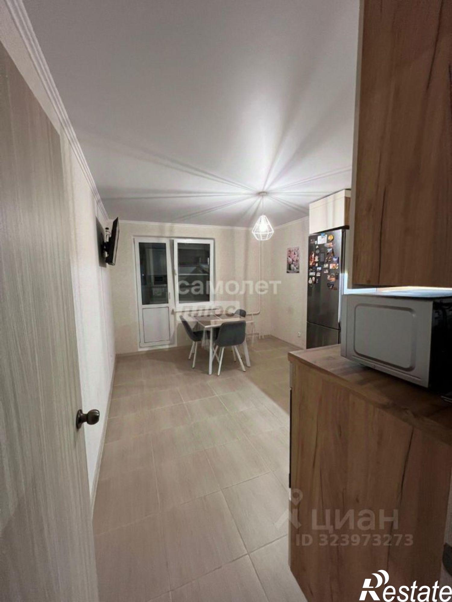 Купить квартиру за 9 800 000 рублей на улица Адмирала Пустошкина, 22 c9