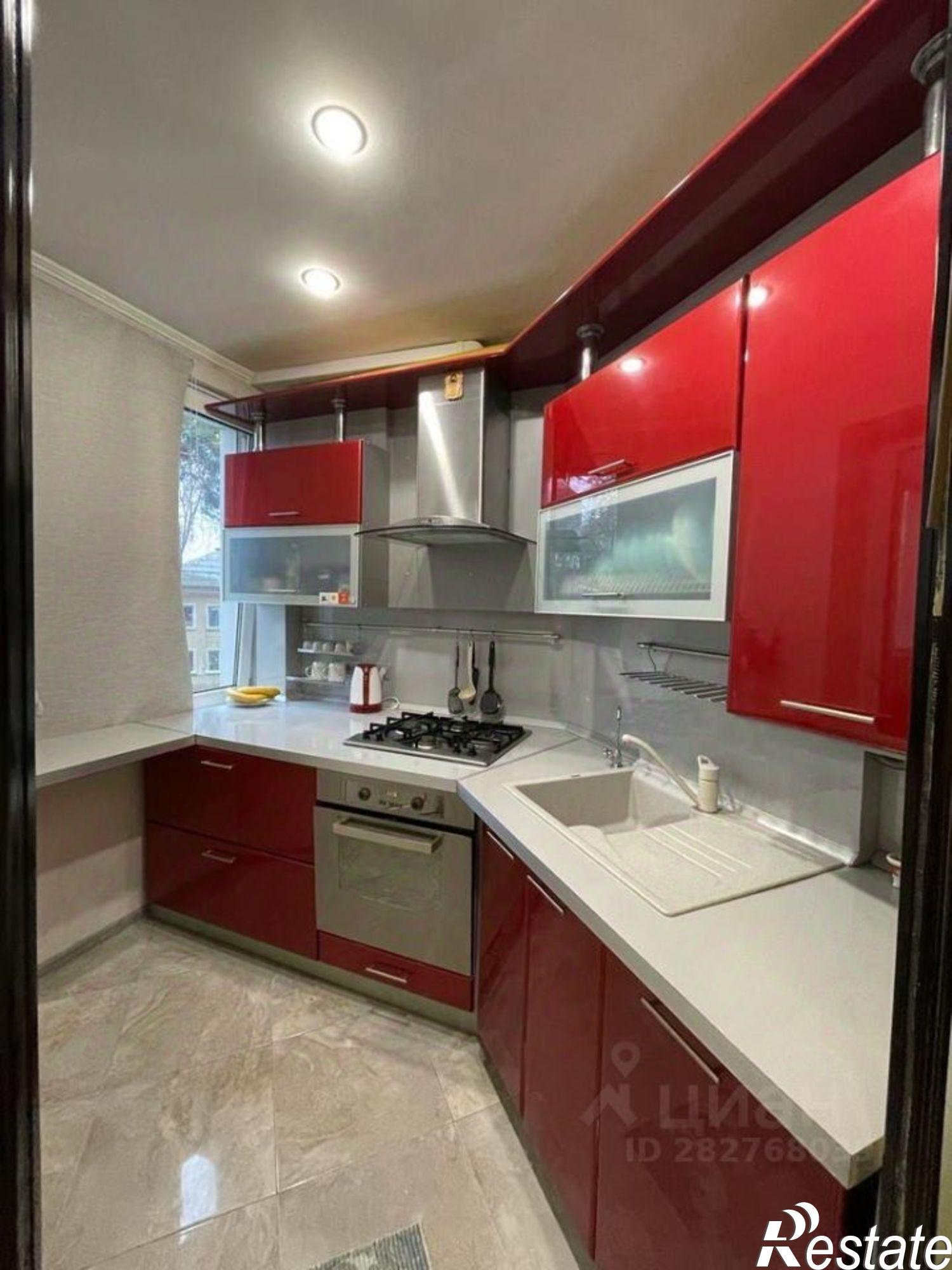 Сдать квартиру за 50 000 рублей на ул Крымская, 274