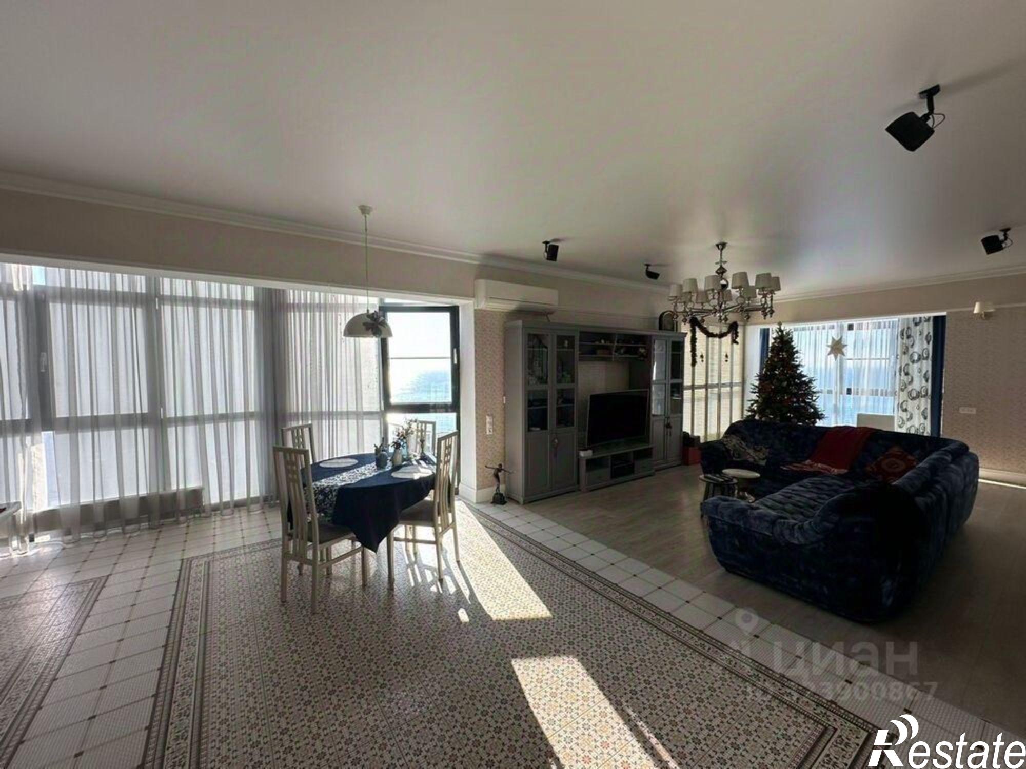 Купить квартиру за 105 000 000 рублей на улица Маяковского, 5