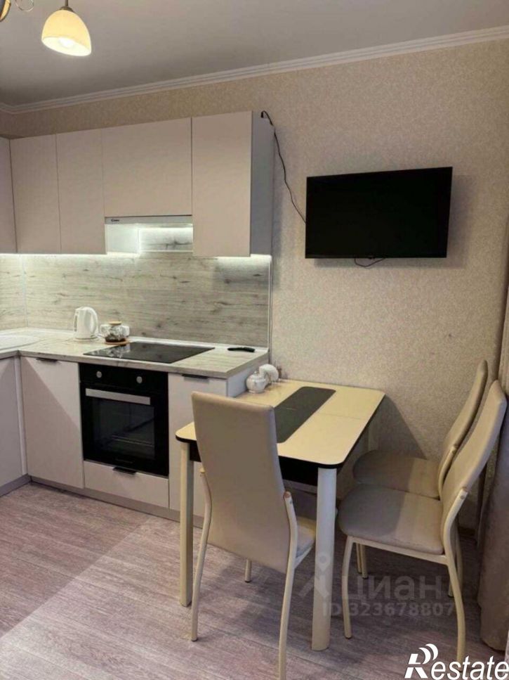 2-комн квартира улица Адмирала Пустошкина