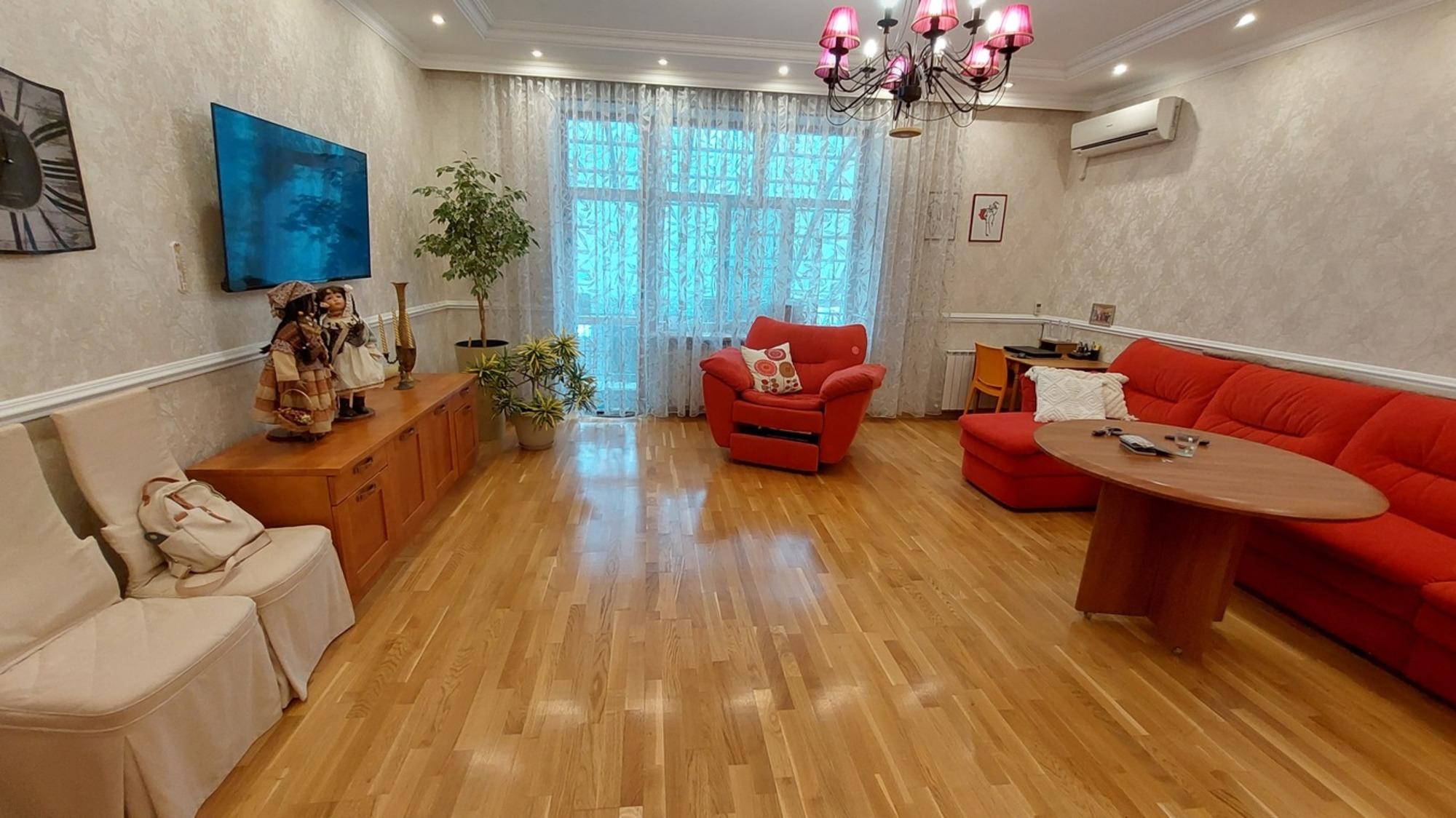 Купить квартиру за 15 700 000 рублей на Покровский переулок, 12