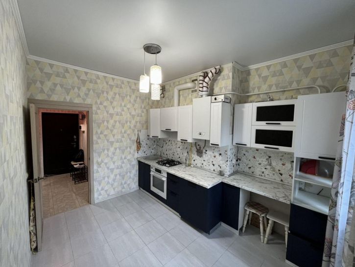 1-комн квартира улица Ленина, 180к7