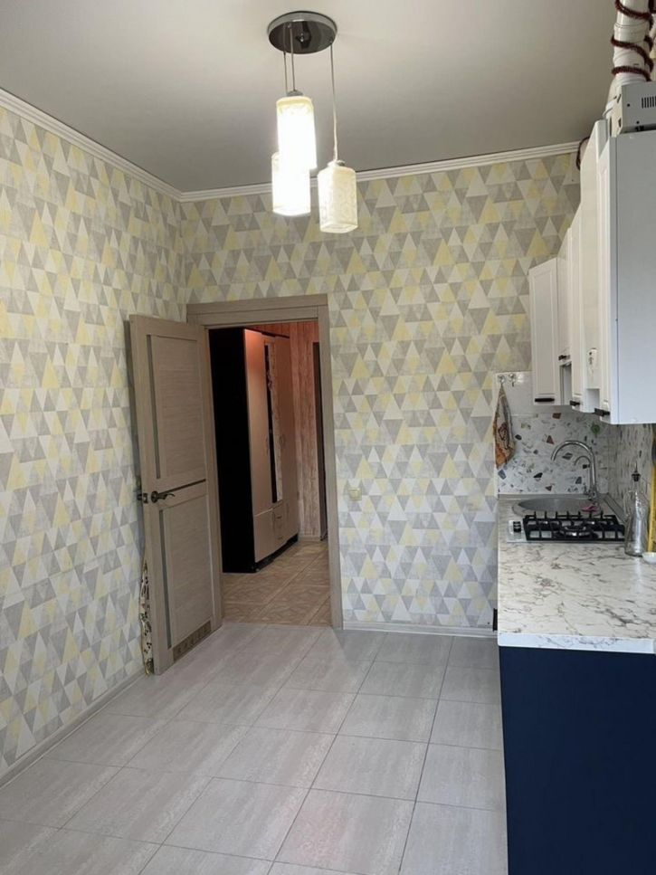 1-комн квартира улица Ленина, 180к7