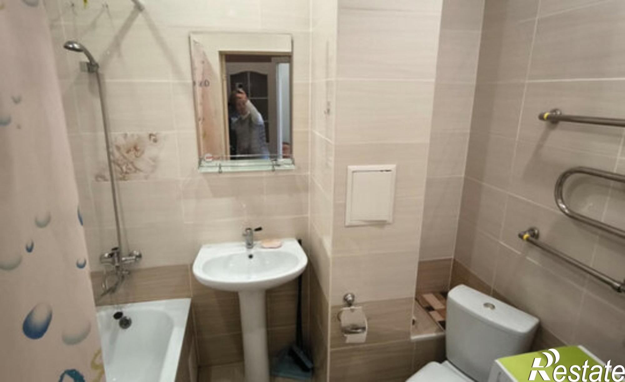 Купить квартиру за 5 100 000 рублей на Симферопольское шоссе, 1а