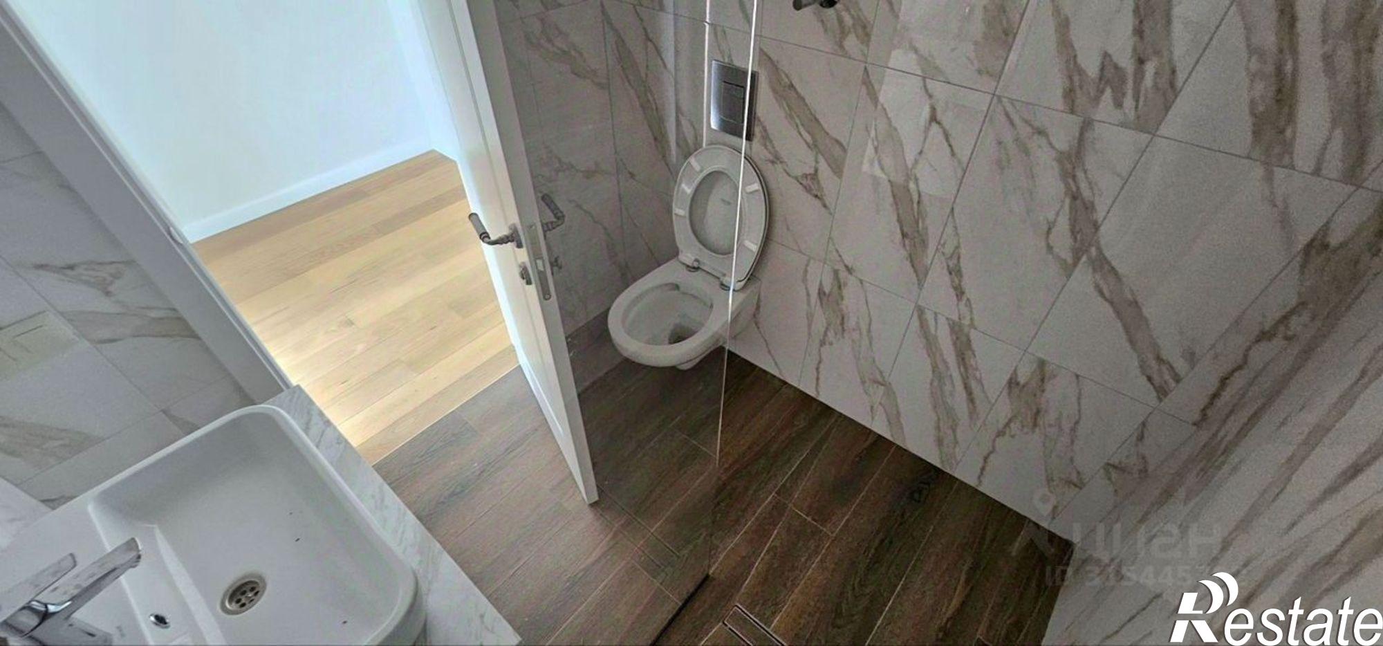 Купить квартиру за 15 800 000 рублей на улица Толстого, 27