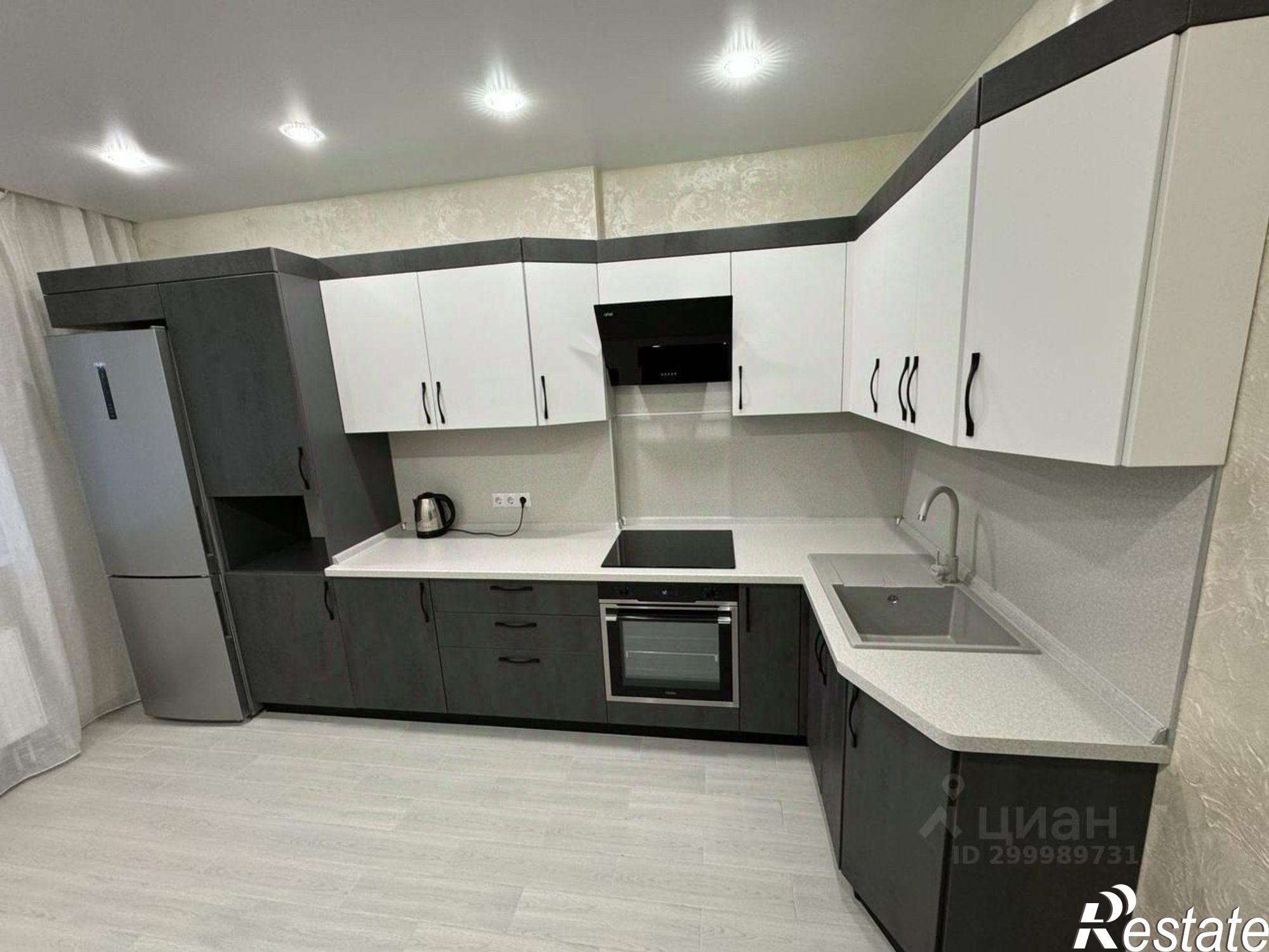 Сдать квартиру за 40 000 рублей на улица Омелькова, 93