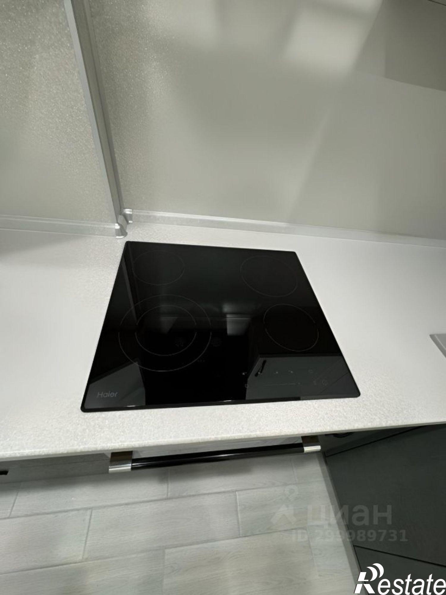 Сдать квартиру за 40 000 рублей на улица Омелькова, 93