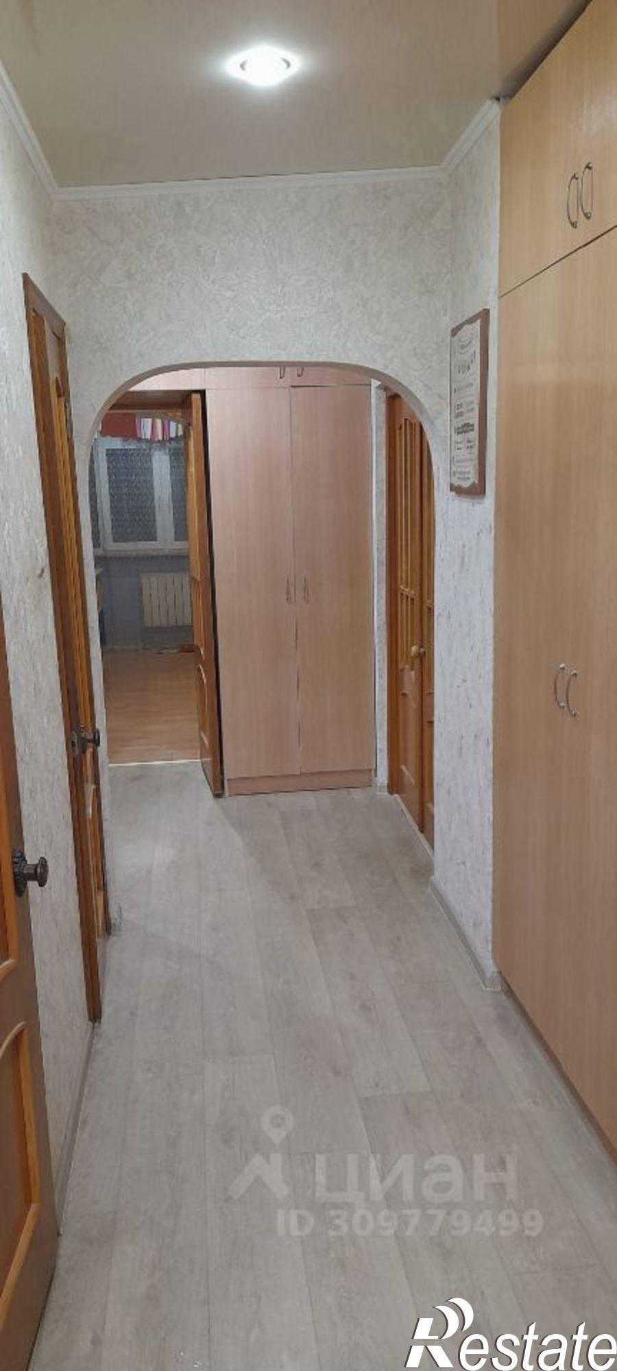 Купить квартиру за 10 000 000 рублей на 12-й микрорайон, 17