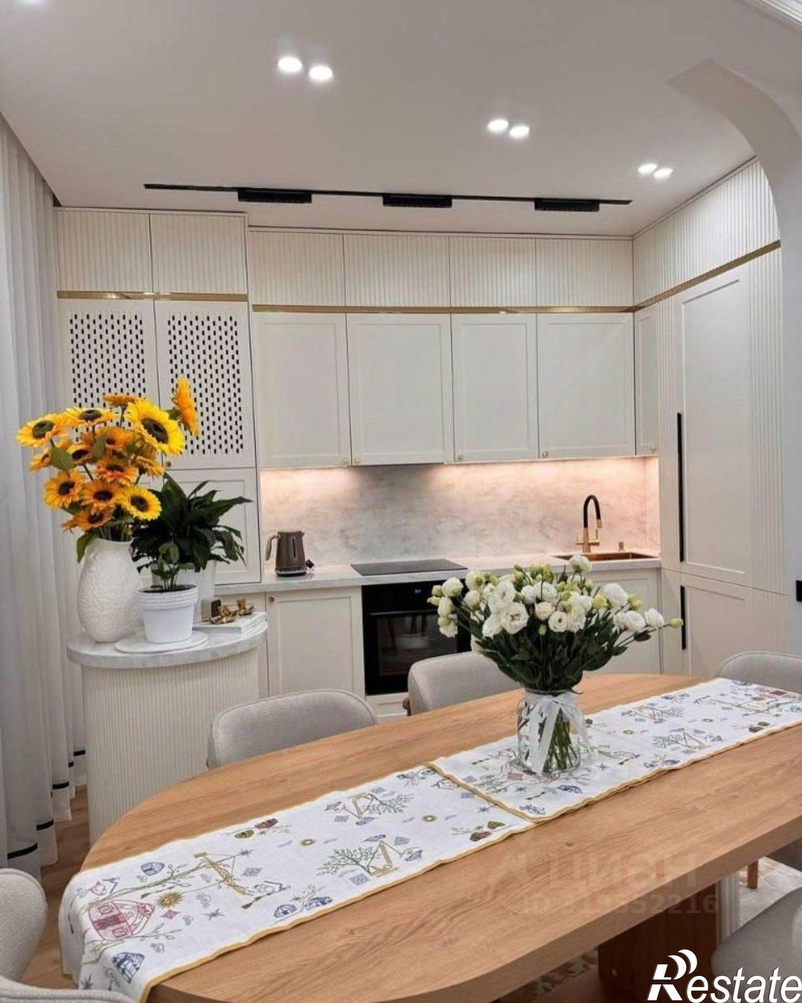 Купить квартиру за 27 600 000 рублей на Пионерский пр-кт, 28Б