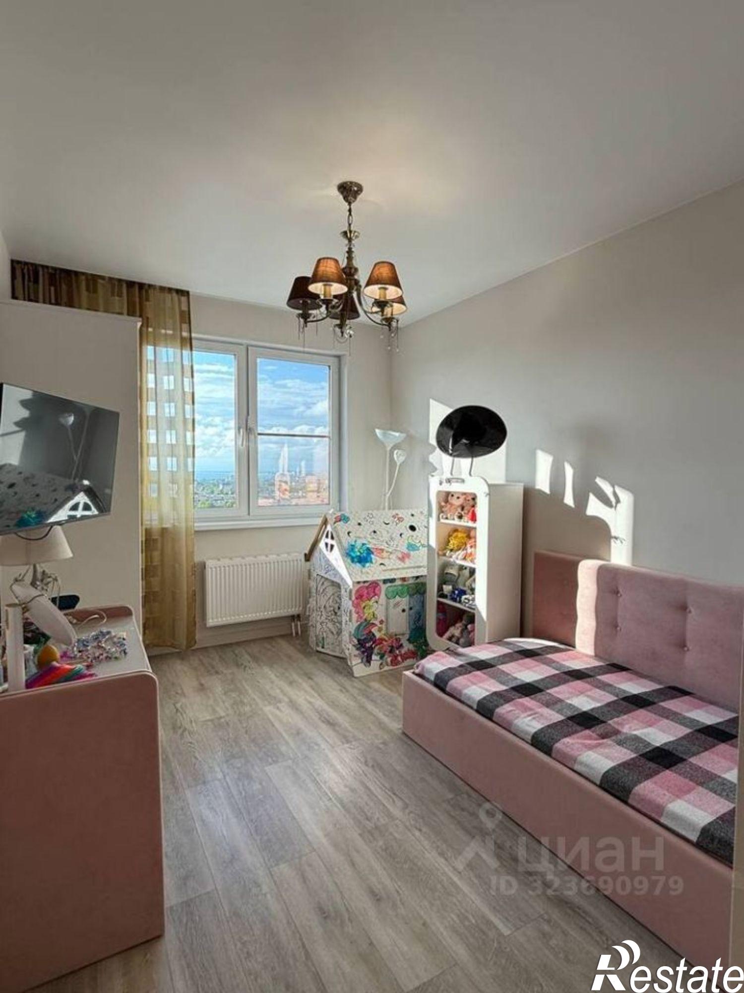 Купить квартиру за 15 900 000 рублей на ул Омелькова, 93