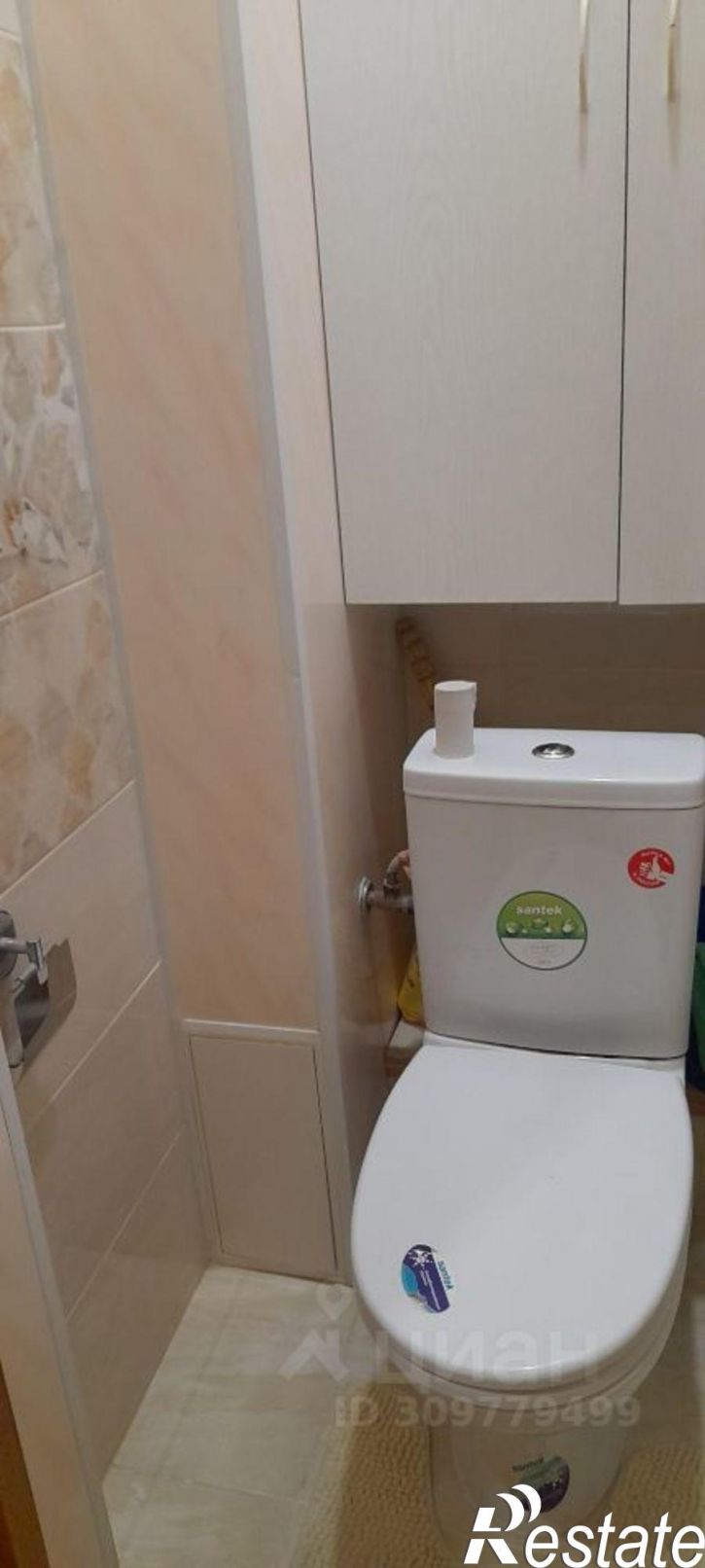 3-комн квартира 12-й микрорайон, 17